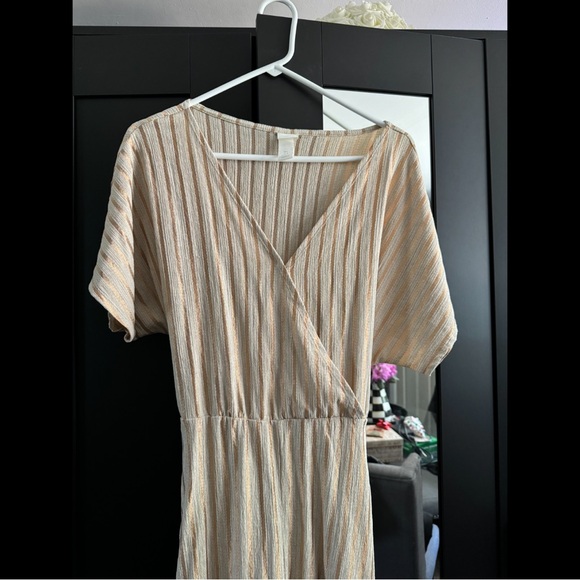 H&M Jumpsuit - Picture 4 of 4